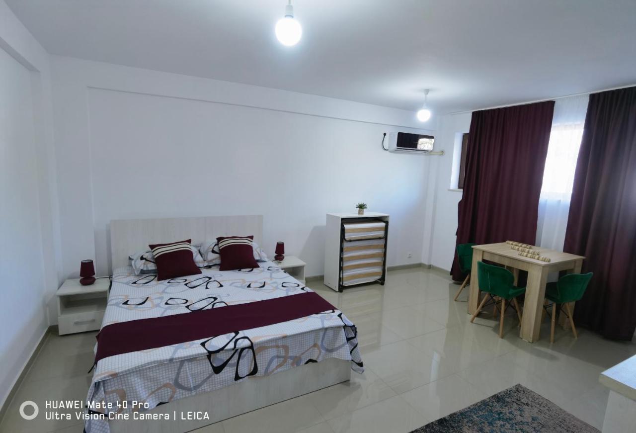 Garsoniera De La Mare Apartment Mangalia Exterior photo