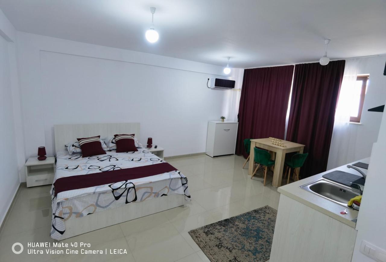 Garsoniera De La Mare Apartment Mangalia Exterior photo