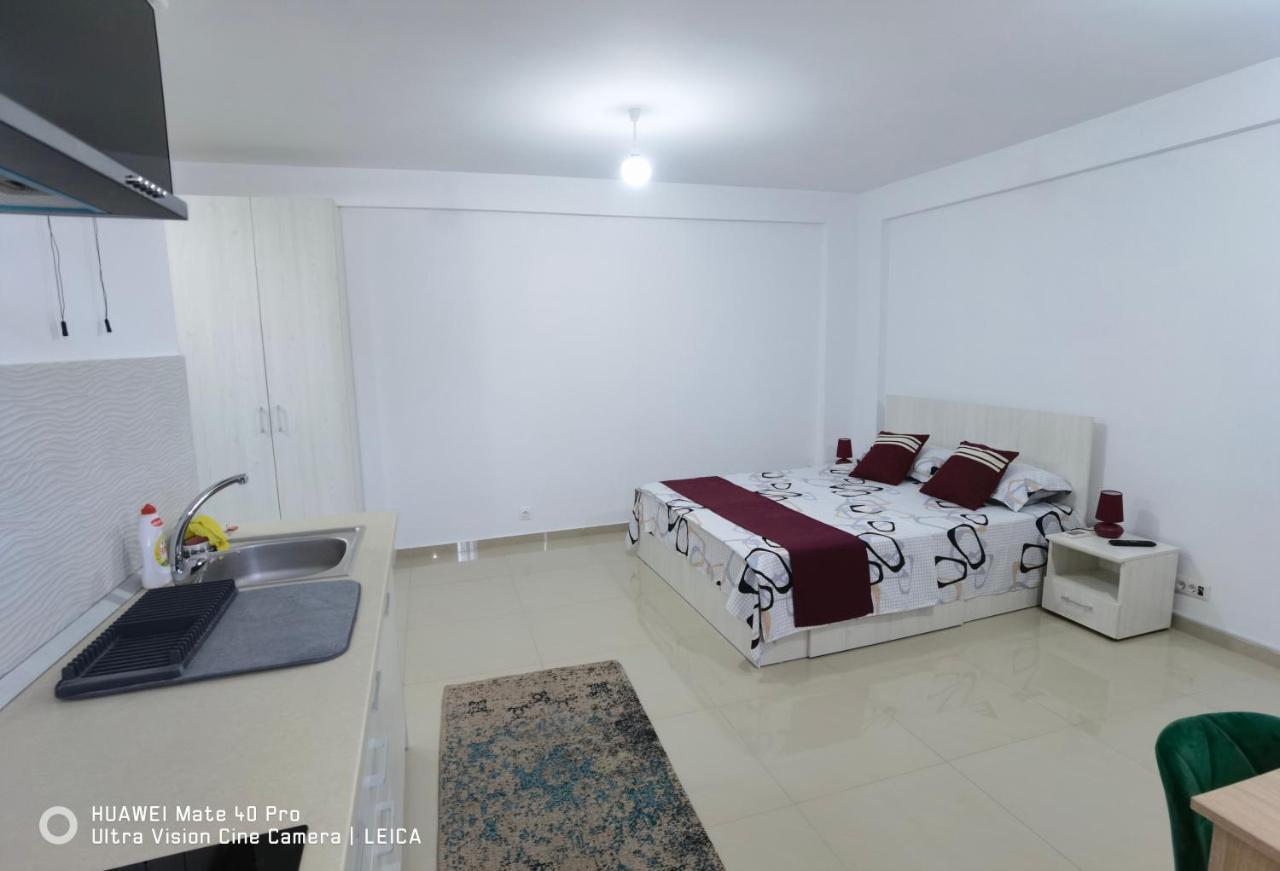 Garsoniera De La Mare Apartment Mangalia Exterior photo
